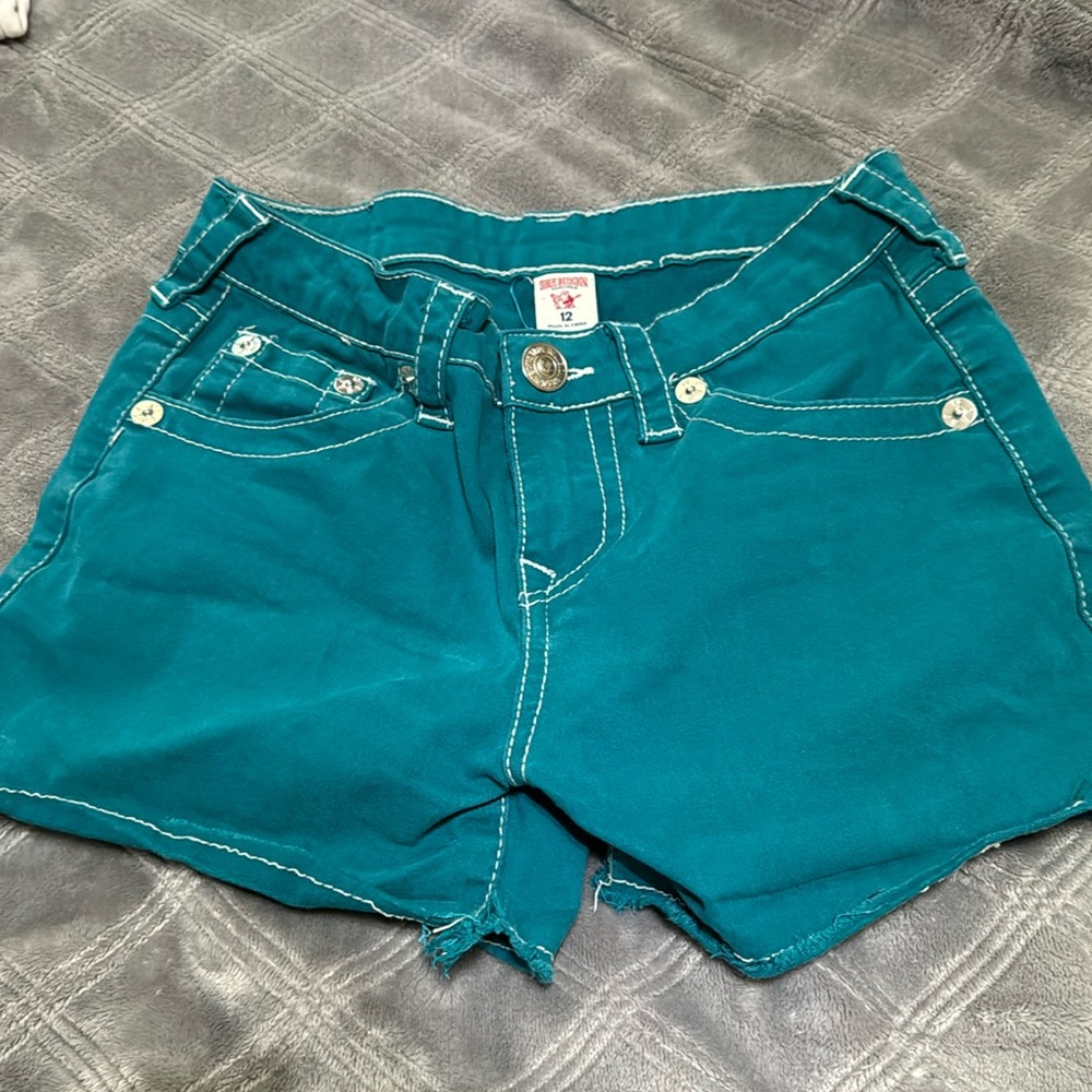 True Religion stretch shorts size 12 teens blue green color